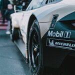 Rennfahrzeug mit Fokus auf Safety Development & Prozessoptimierung für Automotive E/E-Systeme